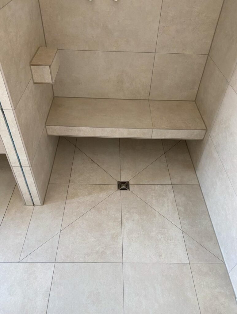 Dusche-Fliesen-CIMILI-Bau